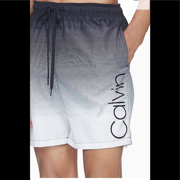 Calvin Klein. Size S . VOLLEY / SWIM SHORTS - Picture 5 of 5